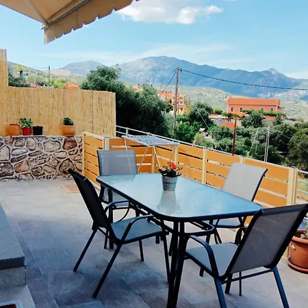 Holiday home Ainos Kambitsata